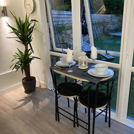 Delightful 1 Bedroom Chalet Throwleigh Exterior foto